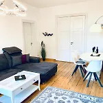 Semesterbostad Deutsche Ostseevilla - Grosse Mit Sauna, Spielplatz, Pkw-stellplaetze, Grosser Garten