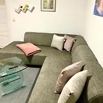 Deutsche Ostseevilla - Grosse Mit Sauna, Spielplatz, Pkw-stellplaetze, Grosser Garten Semesterbostad