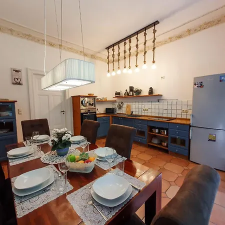 Σπίτι διακοπών Deutsche Ostseevilla - Grosse Mit Sauna, Spielplatz, Pkw-stellplaetze, Grosser Garten Ρόστοκ