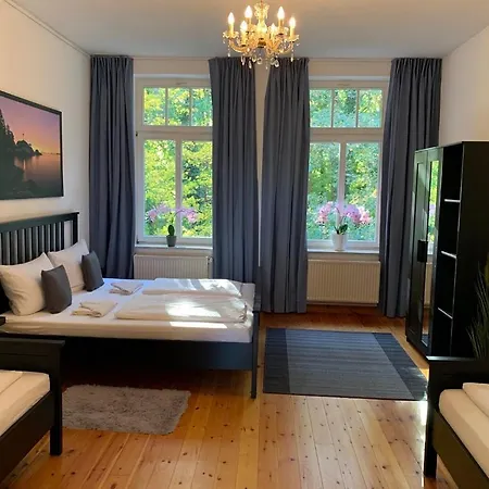 Σπίτι διακοπών Deutsche Ostseevilla - Grosse Mit Sauna, Spielplatz, Pkw-stellplaetze, Grosser Garten Ρόστοκ