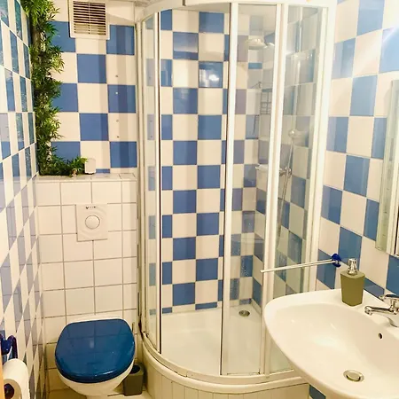 Nyaraló Deutsche Ostseevilla - Grosse Mit Sauna, Spielplatz, Pkw-stellplaetze, Grosser Garten *