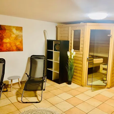 Deutsche Ostseevilla - Grosse Mit Sauna, Spielplatz, Pkw-stellplaetze, Grosser Garten Rostock