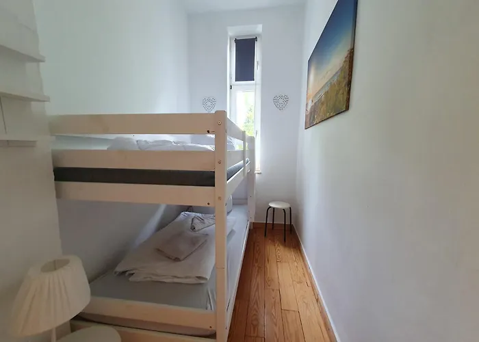 Deutsche Ostseevilla - Grosse Mit Sauna, Spielplatz, Pkw-stellplaetze, Grosser Garten Сasa de vacaciones