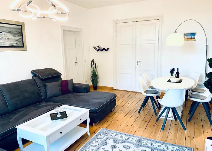 Сasa de vacaciones Deutsche Ostseevilla - Grosse Mit Sauna, Spielplatz, Pkw-stellplaetze, Grosser Garten